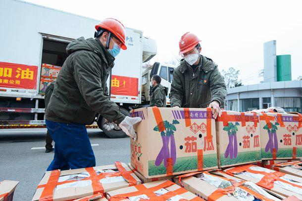湖北荊門發電公司高效轉運抗疫保電物資積極傳遞愛心