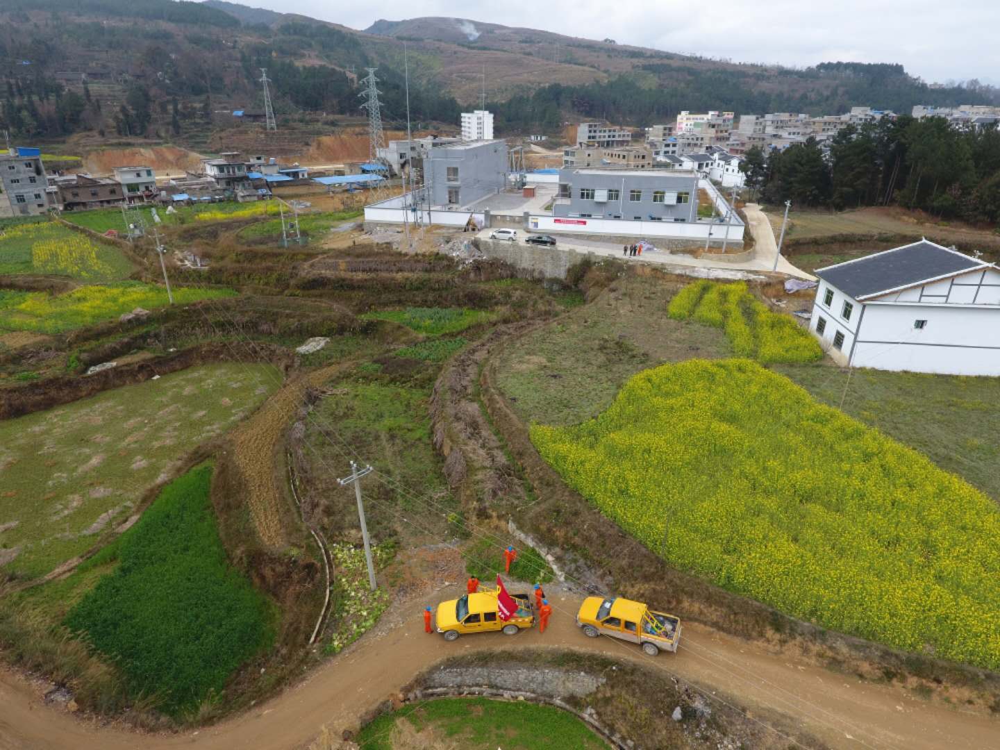 平塘供電局：防疫期間，“指尖服務”確保春耕用電