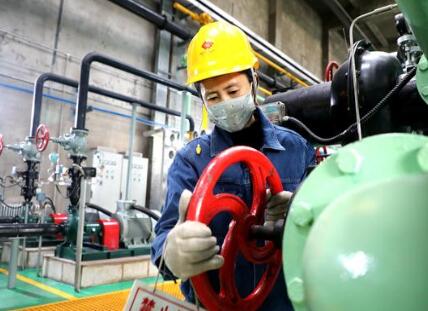 國電電力酒泉發電公司女職工立足崗位盡展風采