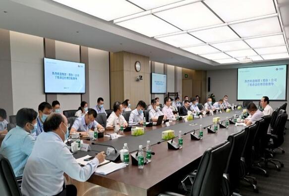 中國電建集團公司黨委副書記、總經理丁焰章到電建國際公司調研
