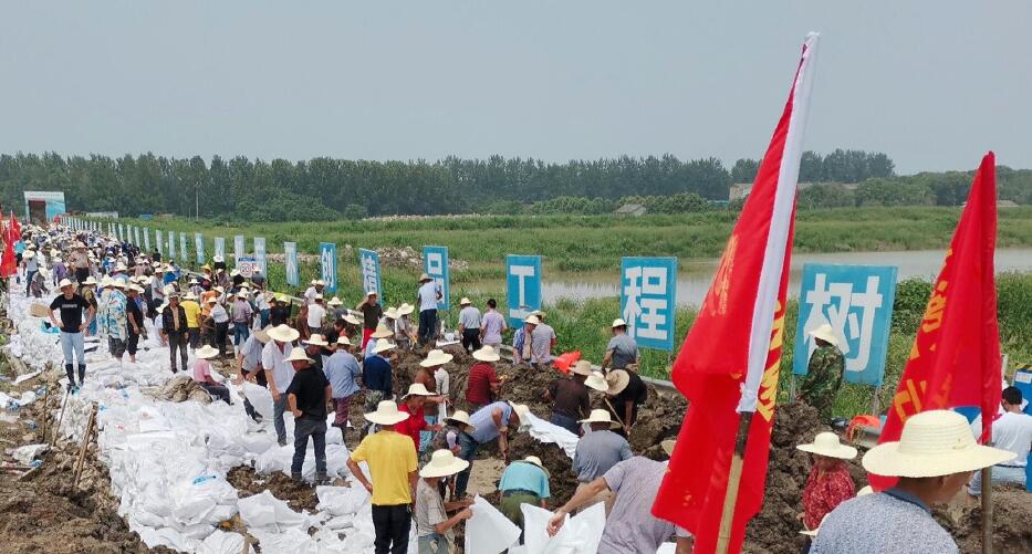 中國電建演繹一線戰洪圖