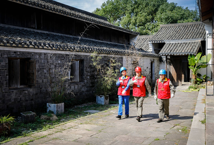 國網寧波市鄞州區供電公司電力秋檢“把脈”旅游旺季景區用電安全