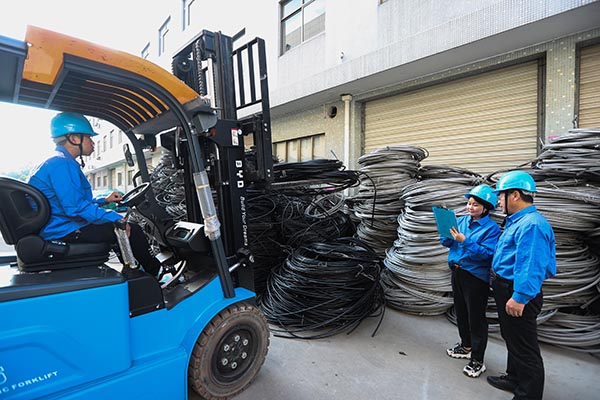 國網寧?？h供電公司：下基層強服務，提質增效駛入“快車”道