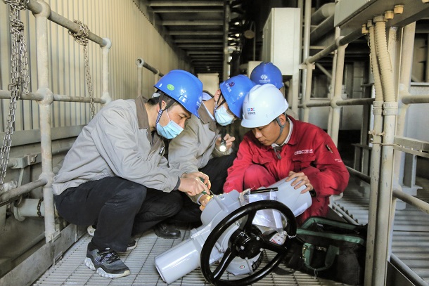 福建鴻山發電公司特護行動巧治缺陷力御寒潮