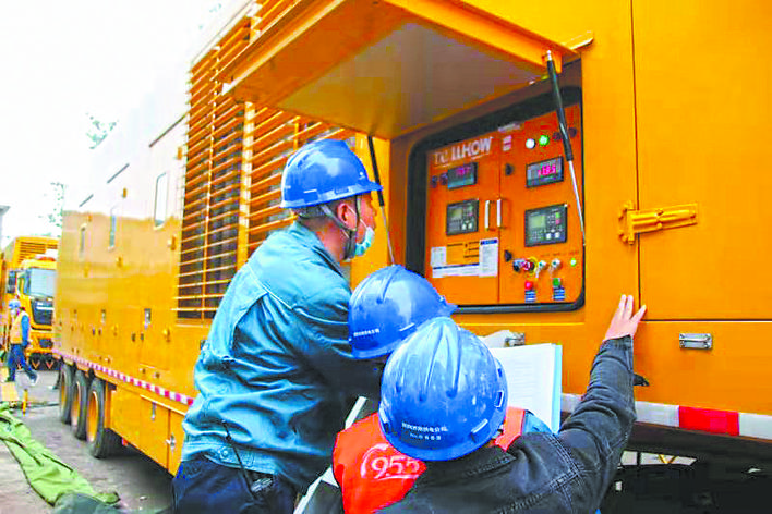 國網山東電力應用中壓發電車創新開展“微網”發電作業
