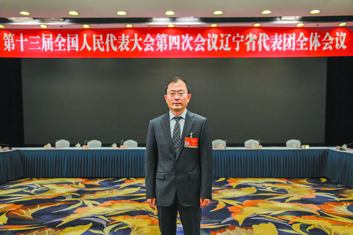 國人大代表 國網遼寧省電力有限公司董事長、黨委書記石玉東：加強能源互濟 促進能源互聯網發展