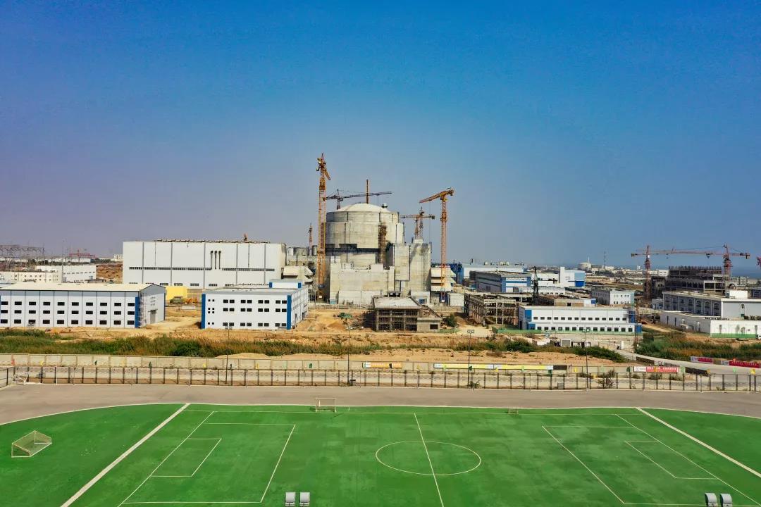 華龍一號海外首堆成功并網發電