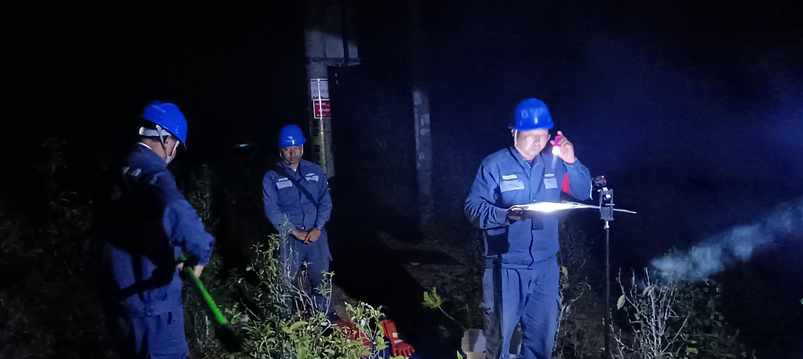 臨滄云縣供電局“大兵團作戰”提升配網供電保障能力
