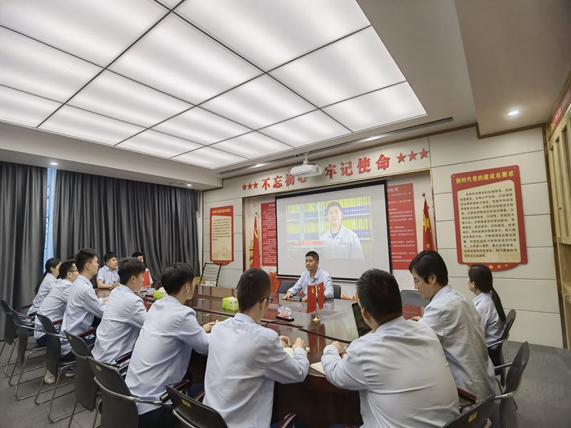 國家能源集團福建晉江熱電公司團委召開“發揚五四之魂，接力青春之火”主題團日