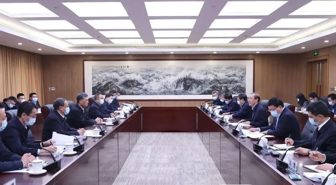 辛保安、張智剛與新疆維吾爾自治區、新疆生產建設兵團領導會談