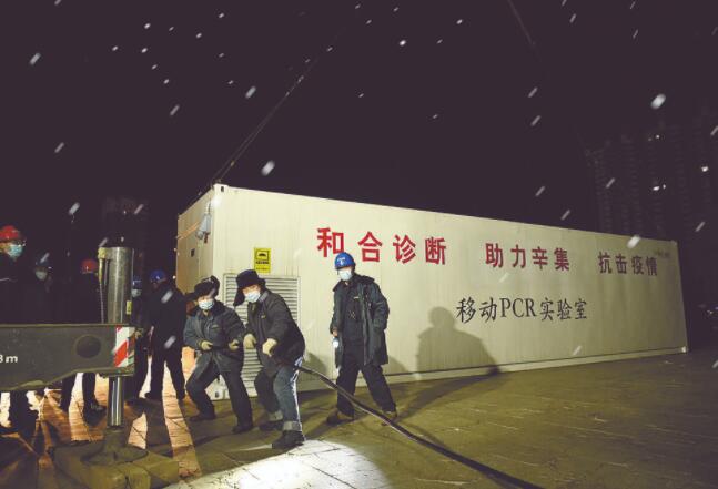 吉林省吉林供電公司：冒雪接電 連夜奮戰
