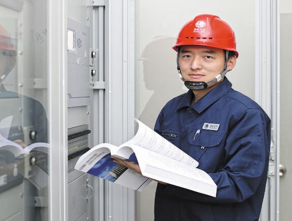 明確標準嚴把驗收質量 創新方法提高工作效率——記國網工匠孫沛川