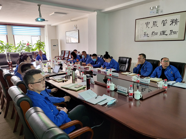 烏海市千里山供電分公司開展班組定級，提升班組管理