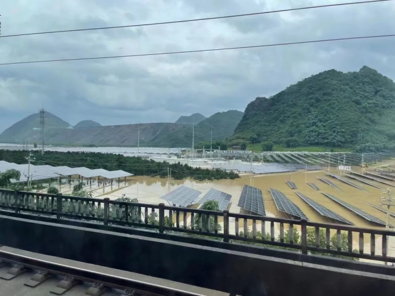 地面電站秒變漂浮電站，又一光伏電站被水淹！