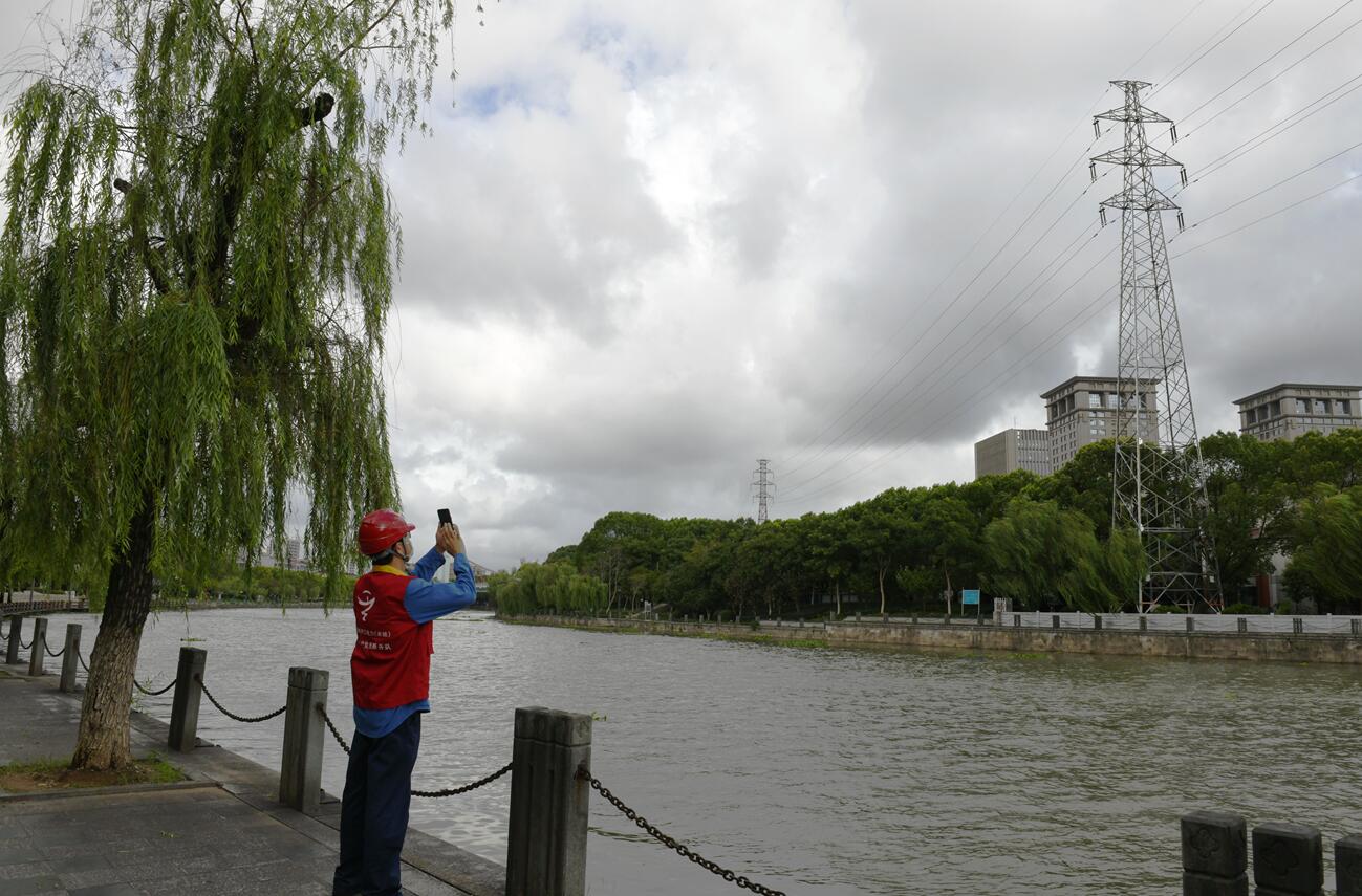 臺風來襲、疫情突起 余姚供電全力筑牢“雙防線”