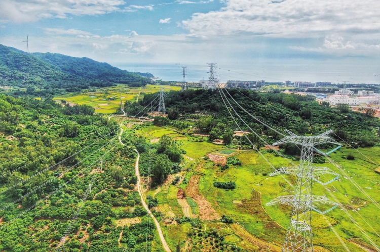 南方電網公司深入落實能源安全新戰略，助力實現“雙碳”目標綜述