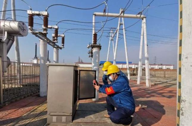 國網寧陽縣供電公司開展冬季專項巡視保安全供電