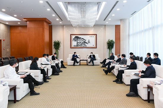 華能集團總經理、黨組副書記鄧建玲會見沈鼓集團董事長戴繼雙