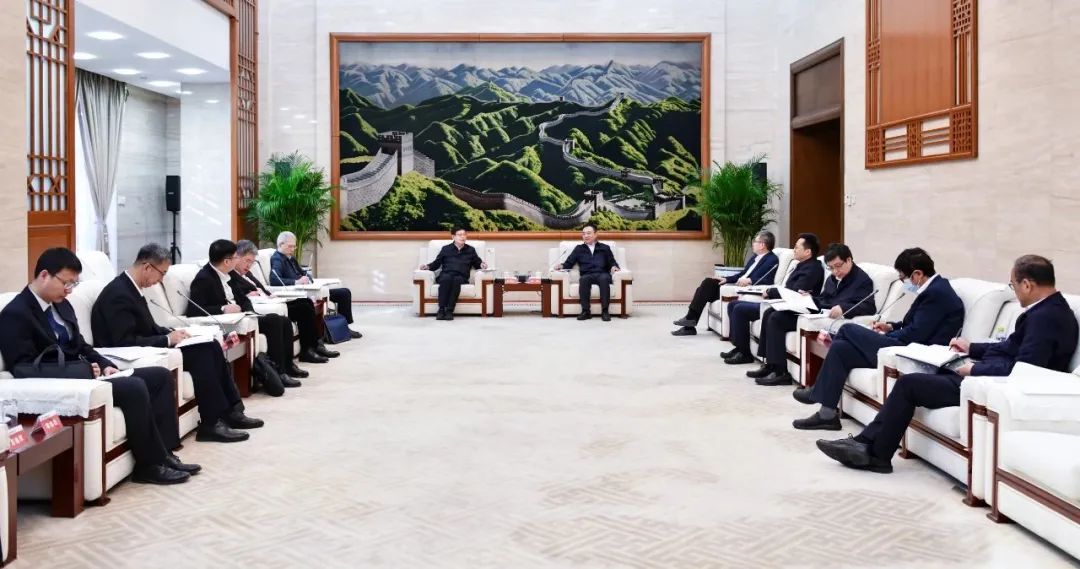鄒磊會見中國一重董事長劉明忠、總經理徐鵬