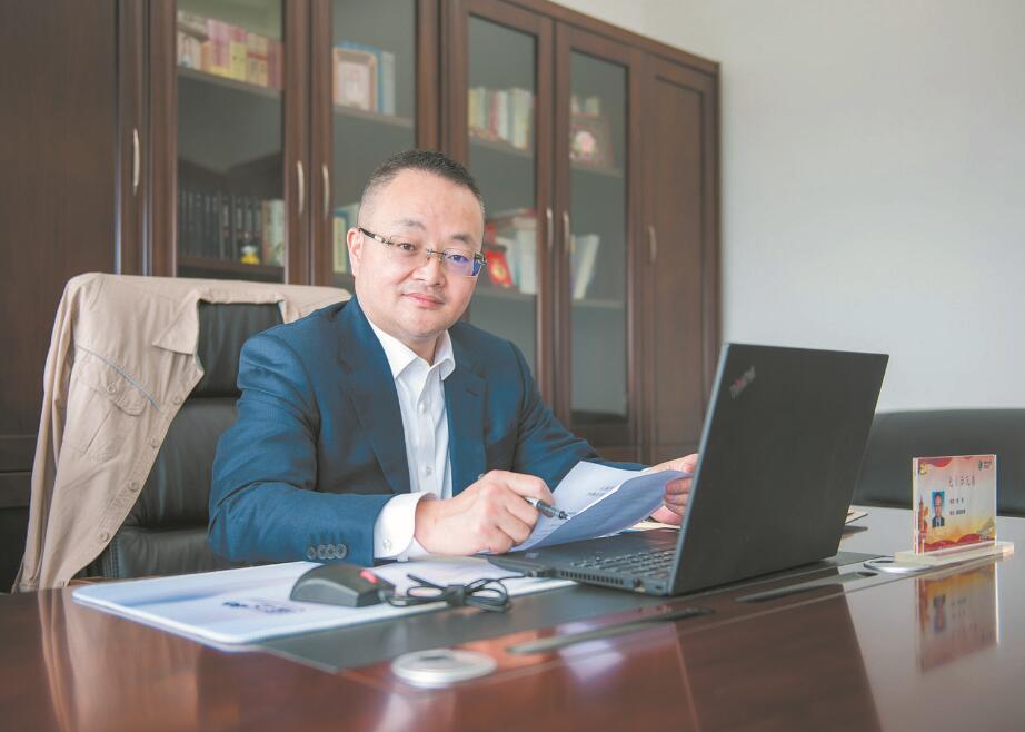 專注產品技術研發 潛心市場項目運營——記國家電網有限公司特等勞動模范徐浩