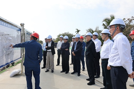 華能集團外部董事到海南分公司及昌江、石島灣核電基地調研