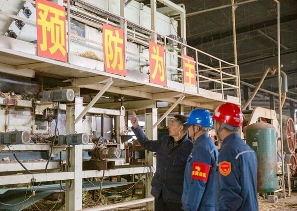 廣西西林供電公司“黨建引領+優質服務”跑出電力“加速度”