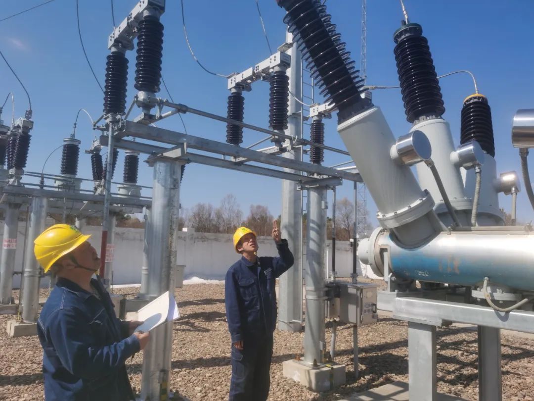 國網漠河供電公司全力確?！拔逡弧蹦印半娏κ恪? width=