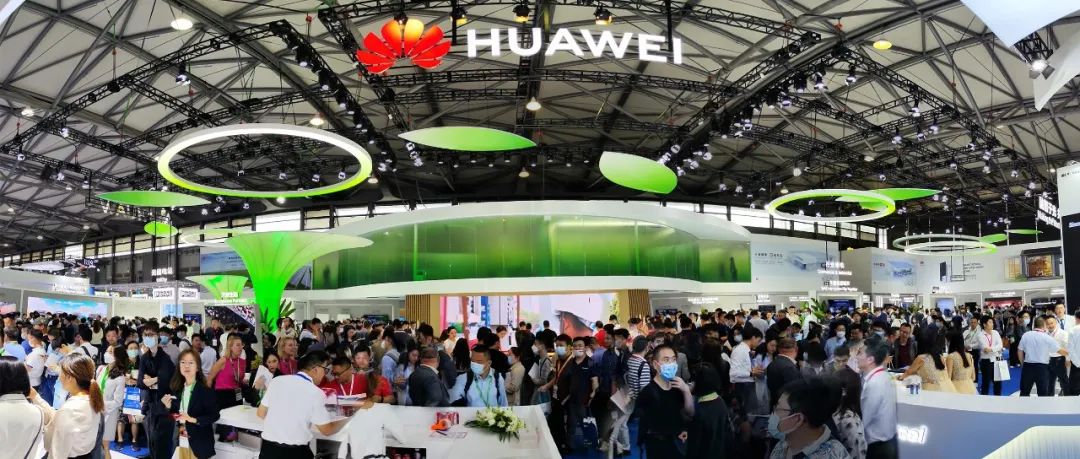 SNEC“人氣之王”! 華為推出智能光儲發電機等全場景智能光儲解決方案，持續引領行業