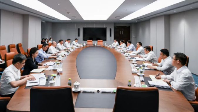 鄒磊、劉明勝與河北省省長王正譜會談