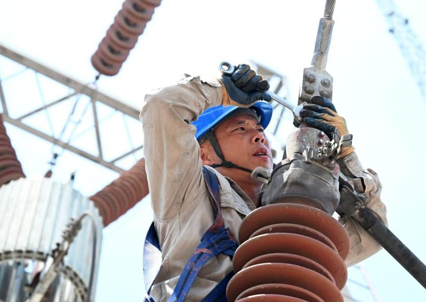 天津電網：戰高溫 保供電