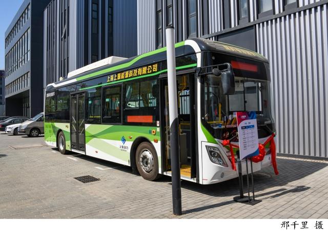 到2025年力爭發展燃料電池汽車超過10000輛，《上海交通領域氫能推廣應用方案》發布
