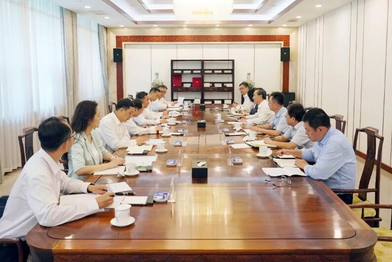 中國能建黨委書記、董事長宋海良與中國貿促會會長任鴻斌會談