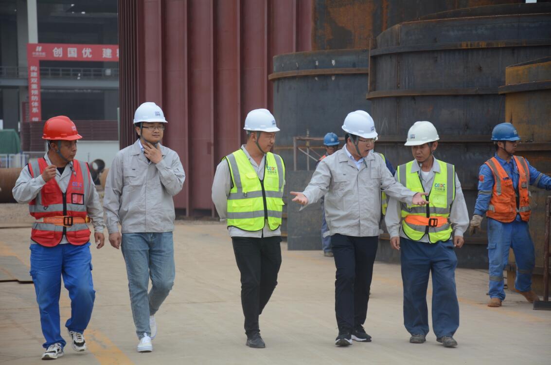 中國能建建筑集團黨委副書記、總經理羅耕能到正寧百萬項目調研指導工作
