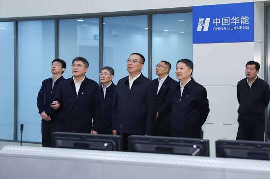 國家發展改革委副主任李春臨到華能集團調研