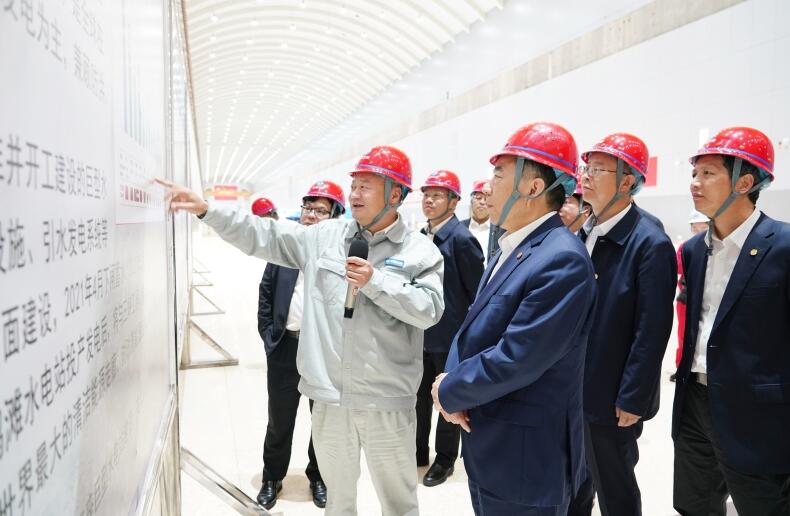 中國能建黨委書記、董事長宋海良赴白鶴灘水電站調研