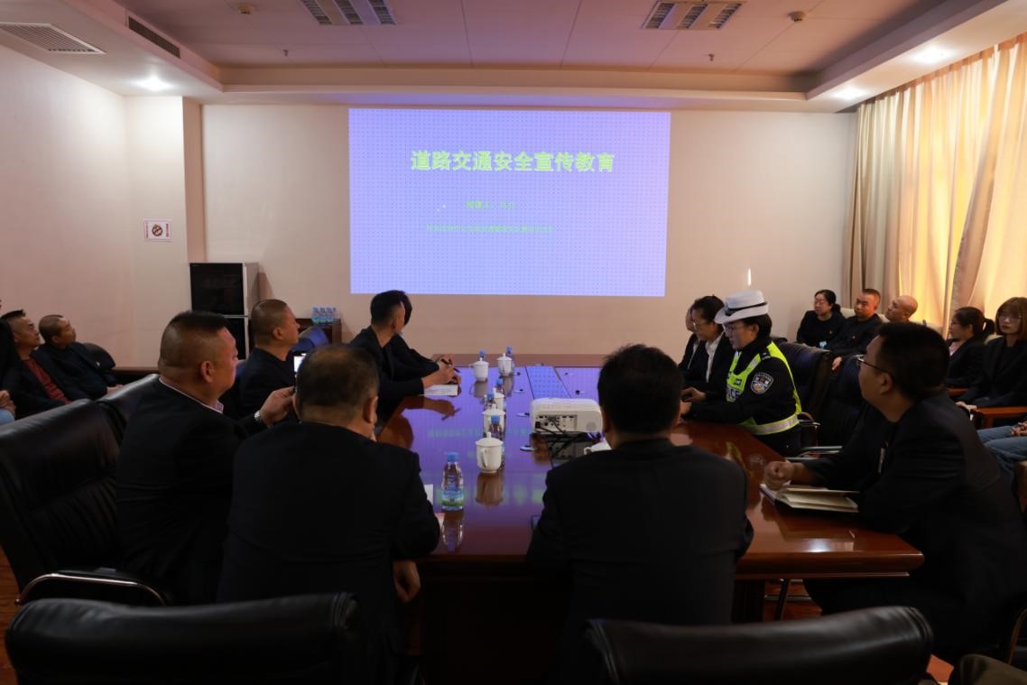 內蒙古電力呼和浩特供電公司：駛于文明，止于安全