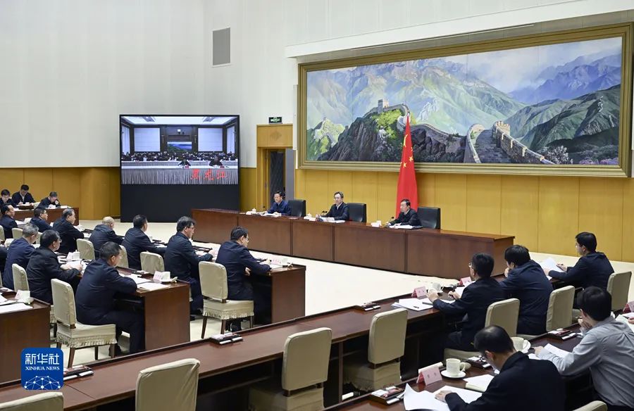丁薛祥：穩住能源保供基本盤 嚴格抓好能源中長期合同簽約履約