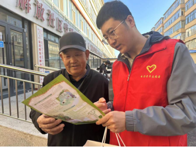 烏蘭察布供電公司負荷管理服務中心開展“寒冬將至送溫暖，優質服務進社區”青年志愿服務活動