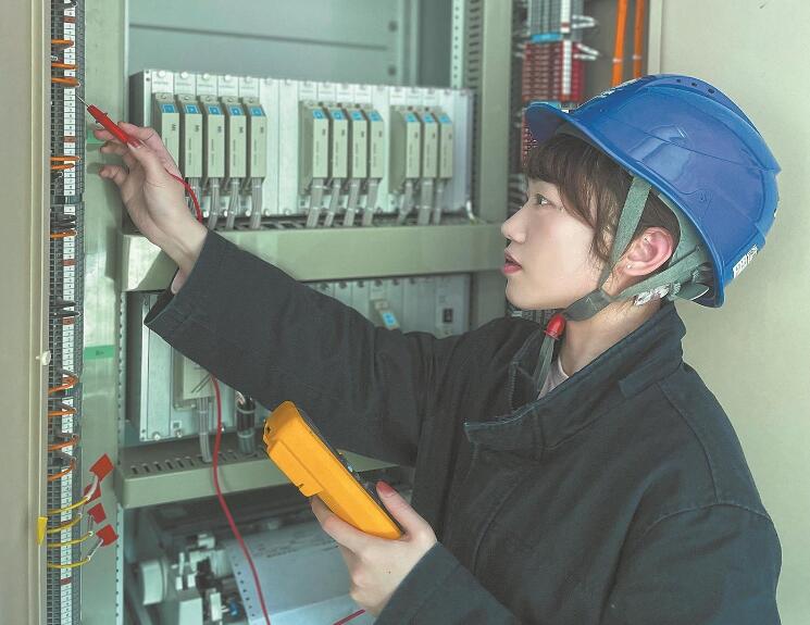 卓穎：干一行專一行，讓運維“跑”在故障前