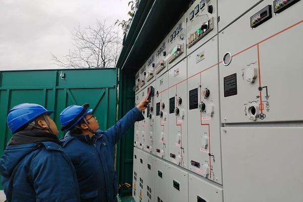 國網泰安供電公司加強線路設備巡視，備戰雨雪寒潮天氣