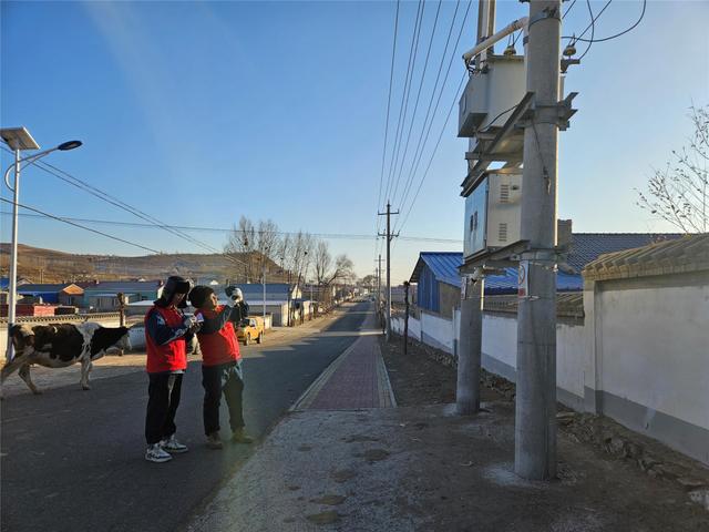 烏蘭浩特市供電公司春節保電我在崗 供電服務“不打烊”