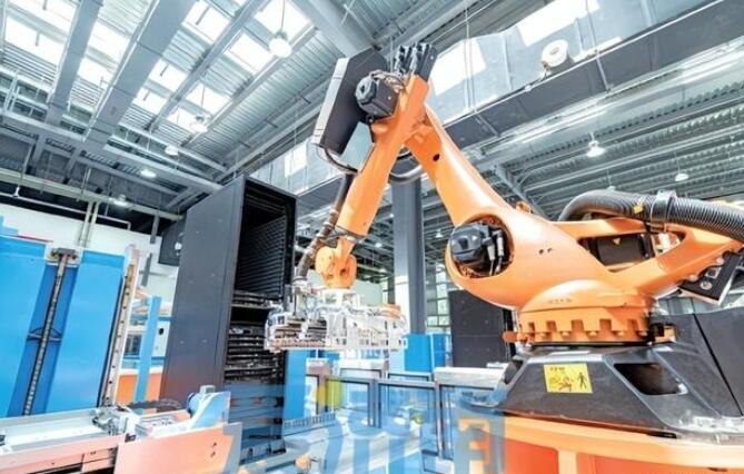“智改數轉”：濟南工業企業領路前行