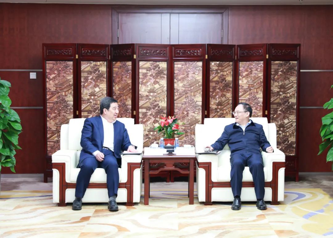 中國電氣裝備白忠泉董事長、周群總經理拜訪中鋁集團董事長段向東、總經理王石磊