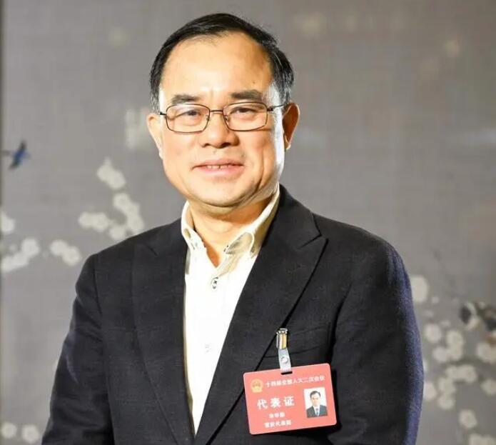 【兩會好聲音】全國人大代表、長安汽車董事長朱華榮：強化市場調節手段，進一步改善汽車消費環境