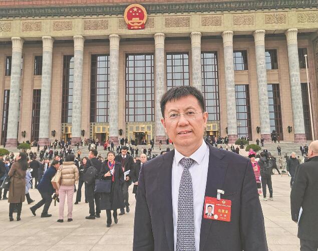 【兩會好聲音】全國政協委員 冷?。杭訌娊y籌規劃 促進分布式光伏可持續友好發展