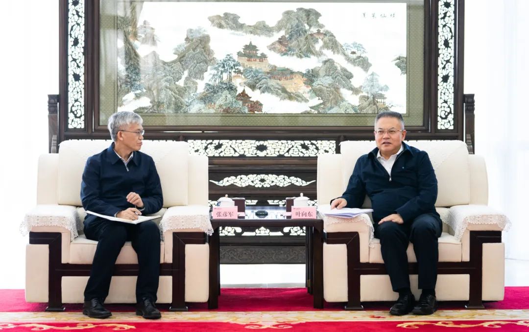 華電集團黨組副書記、董事、總經理葉向東會見東方電氣董事、總經理、黨組副書記張彥軍