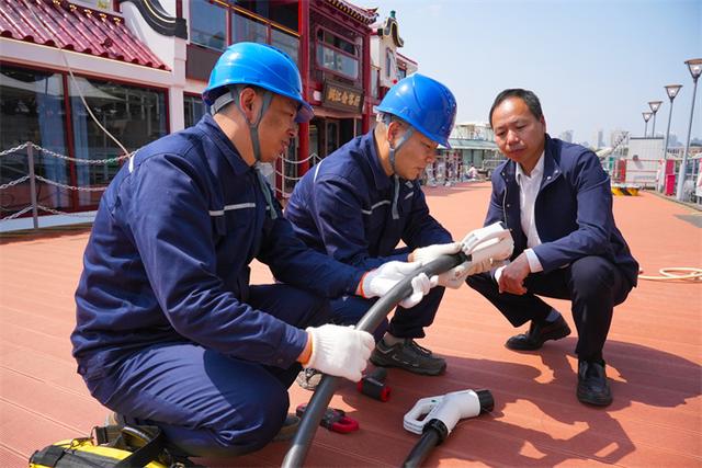 國網福州供電公司優質服務助力新能源“會客廳”成功首航