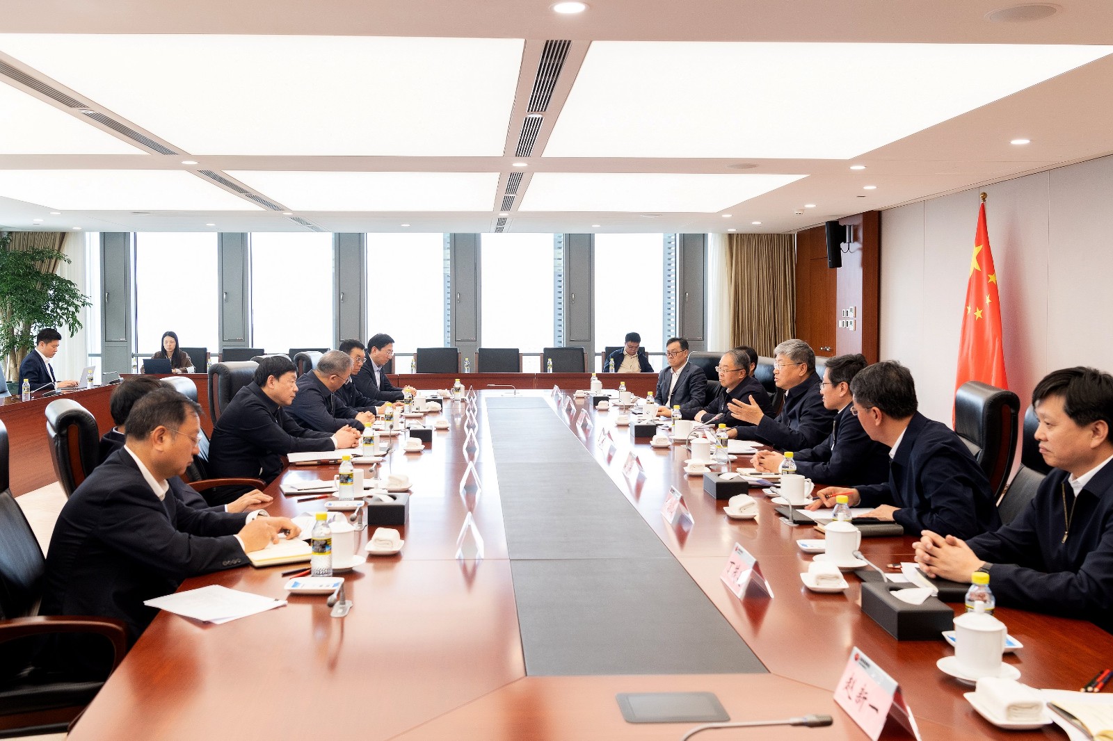 國家能源集團劉國躍、余兵會見國家電網黨組書記、董事長張智剛