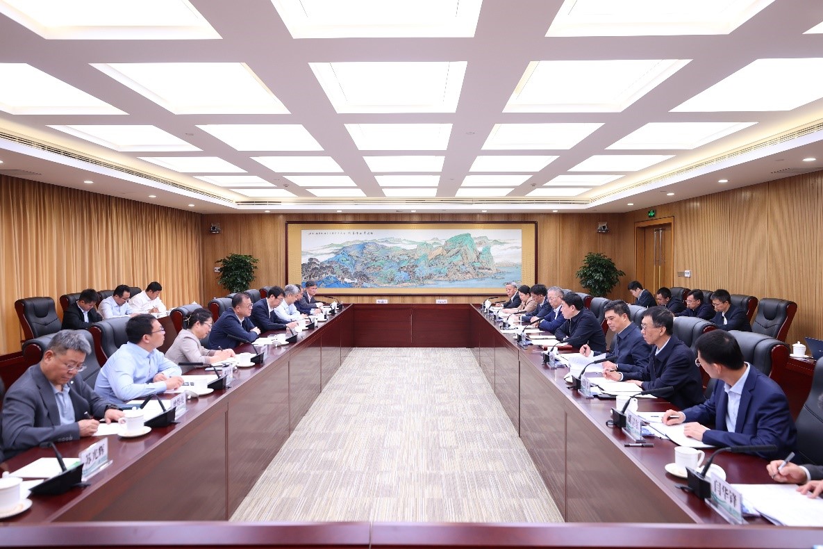 西安交通大學黨委書記盧建軍、校長張立群赴國家電網座談交流