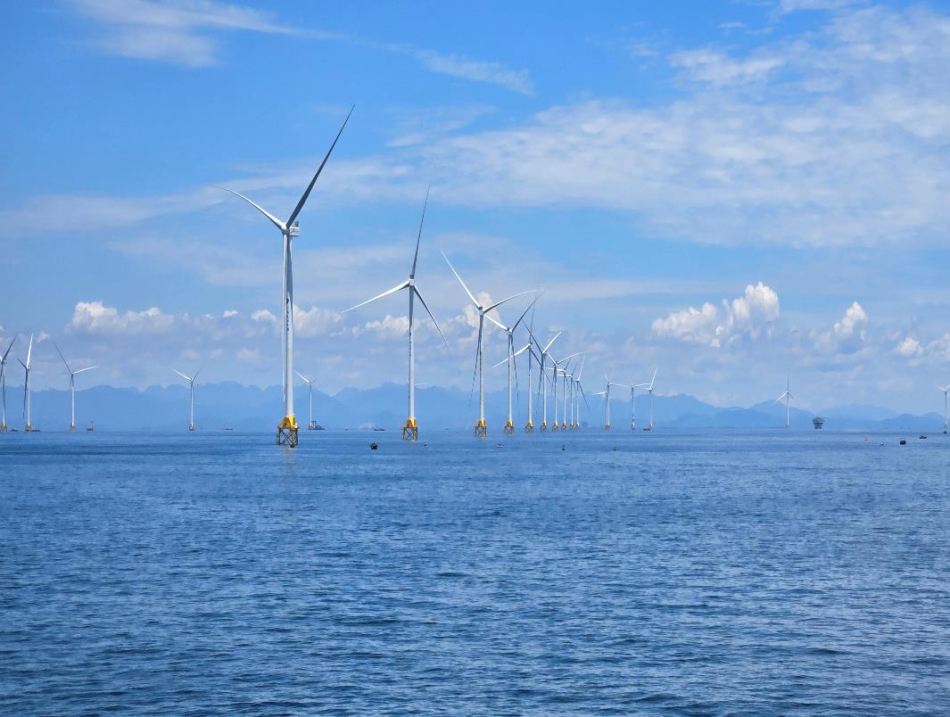 廣西首個海上風電示范項目首個標段全容量并網發電